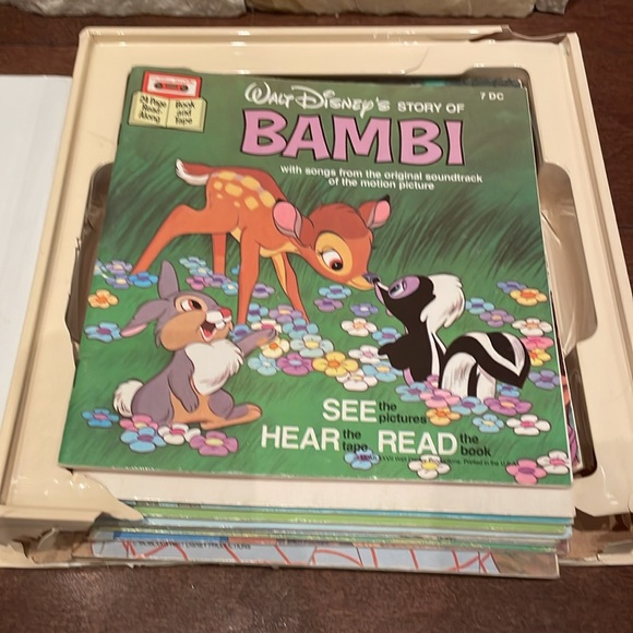 Walt Disney Read Along Books with Cassettes - Picture 2 of 6